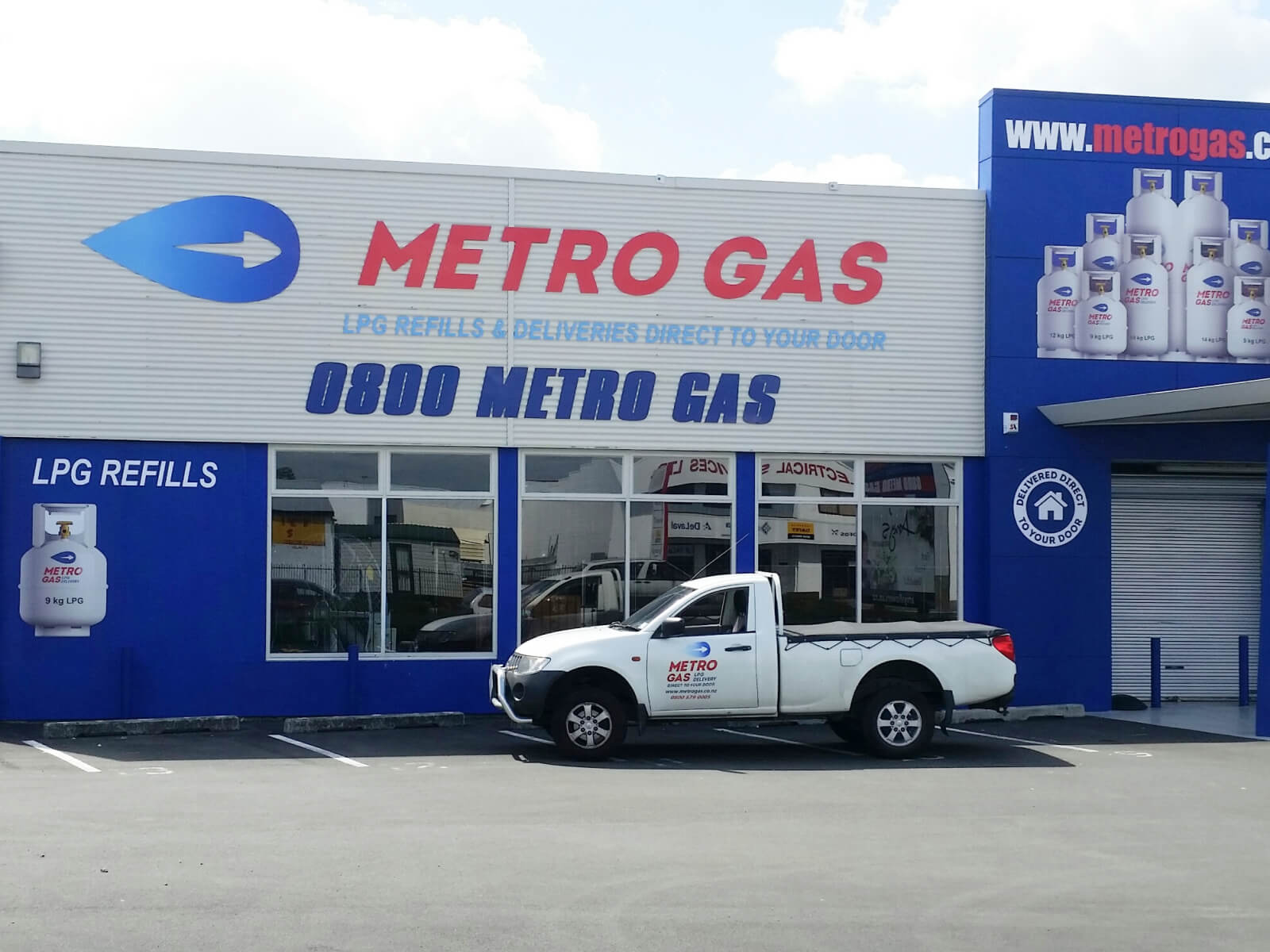 Metro Gas store front